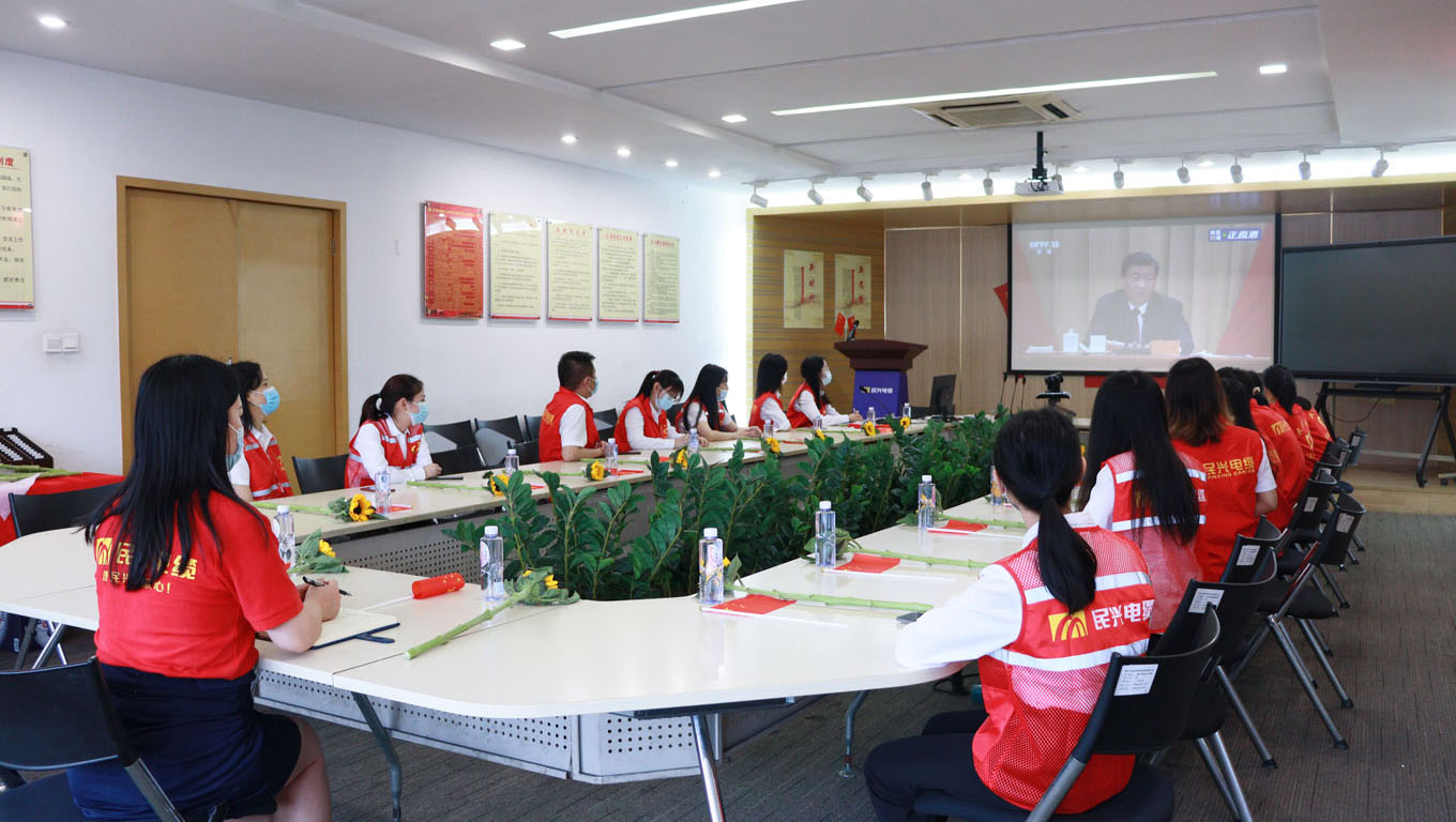 用奋斗书写“民兴青年”最美青春